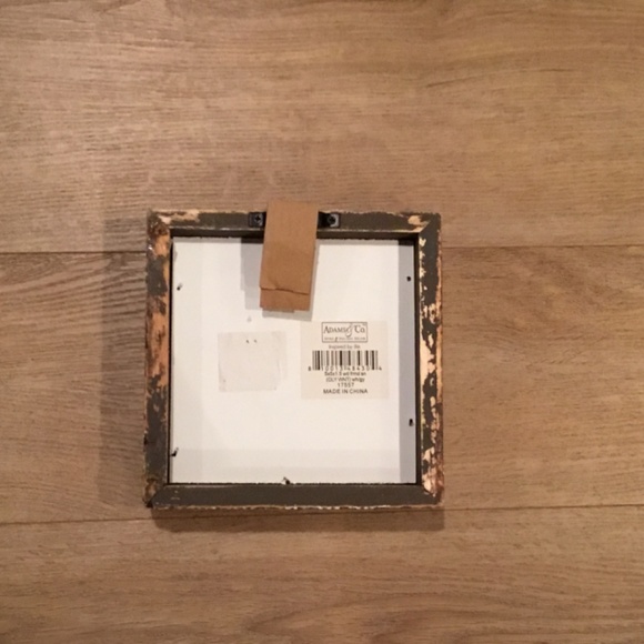 Small Wood  Farmhouse Design Picture - Picture 4 of 4